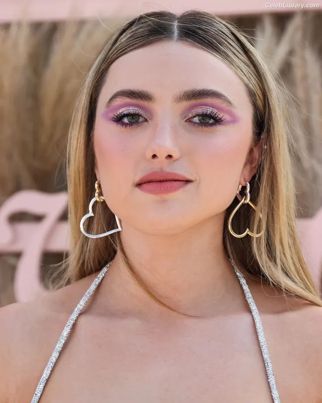 Peyton List photo 19 of 1015