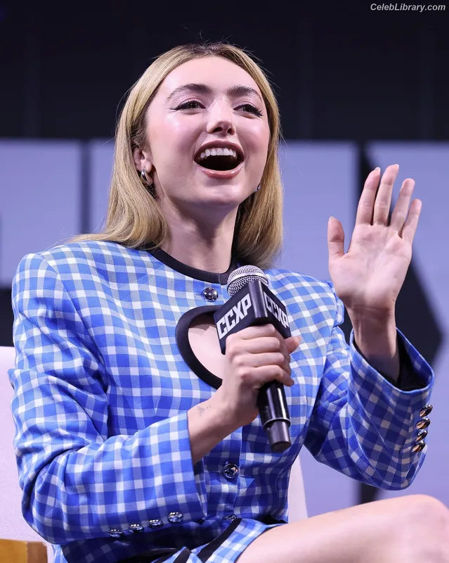 Peyton List photo 5 of 1015