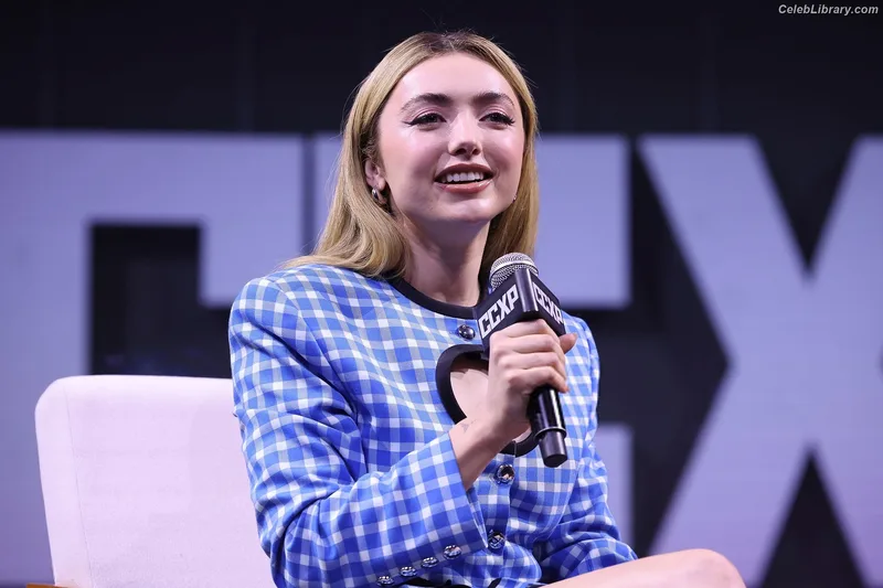 Peyton List photo 5 of 1015
