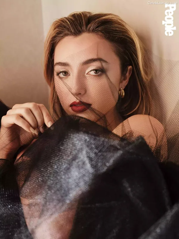 Peyton List photo 5 of 1015