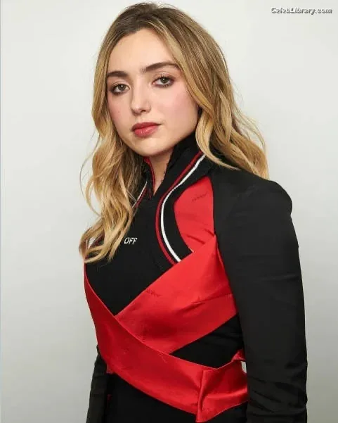 Peyton List photo 18 of 1015
