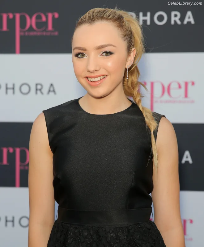 Peyton List photo 13 of 1015