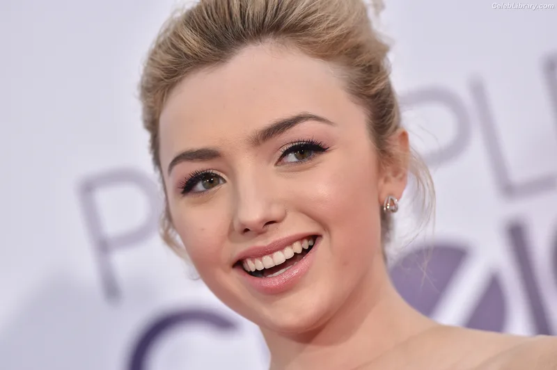 Peyton List photo 19 of 1015