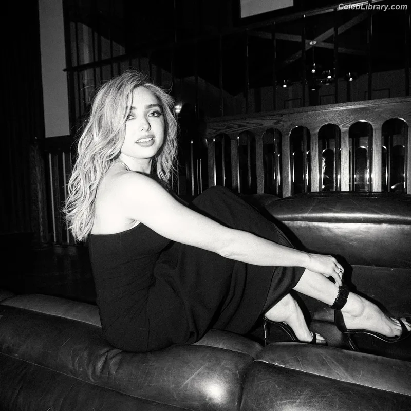 Peyton List photo 14 of 1015