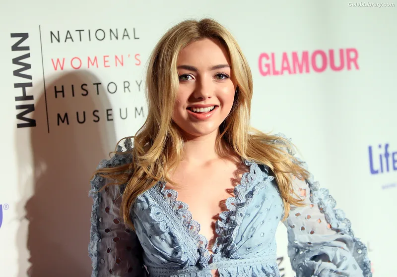 Peyton List photo 1 of 1015