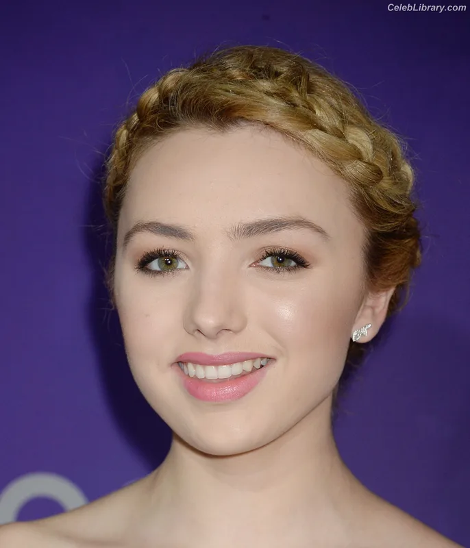Peyton List photo 11 of 1015
