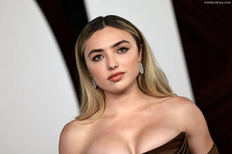 Peyton List photo 19 of 1015