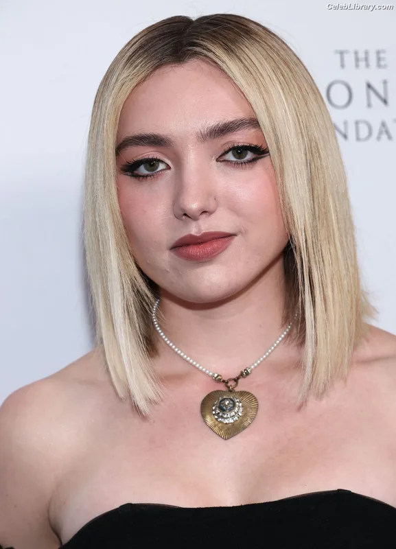 Peyton List photo 4 of 1015