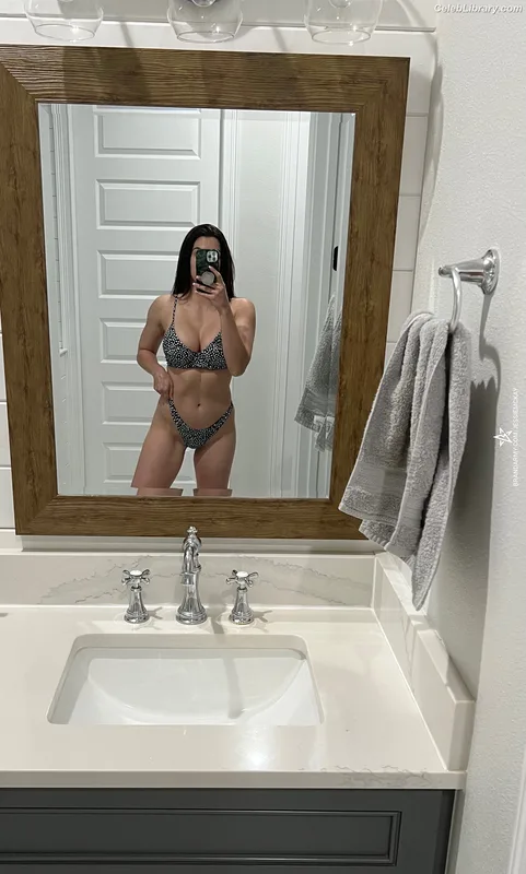 Peyton Royce photo 6 of 2287