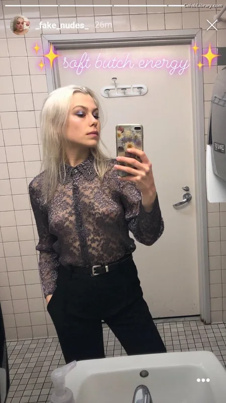 Phoebe Bridgers photo 12 of 156