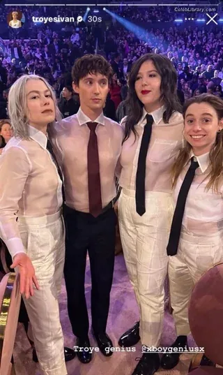 Phoebe Bridgers photo 9 of 156