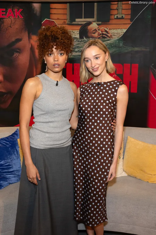 Phoebe Dynevor photo 7 of 169