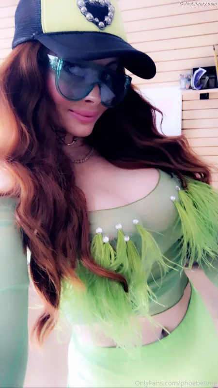 Phoebe Price photo 11 of 1615