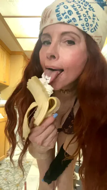 Phoebe Price photo 3 of 1615