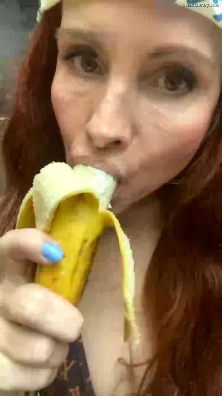 Phoebe Price photo 8 of 1615