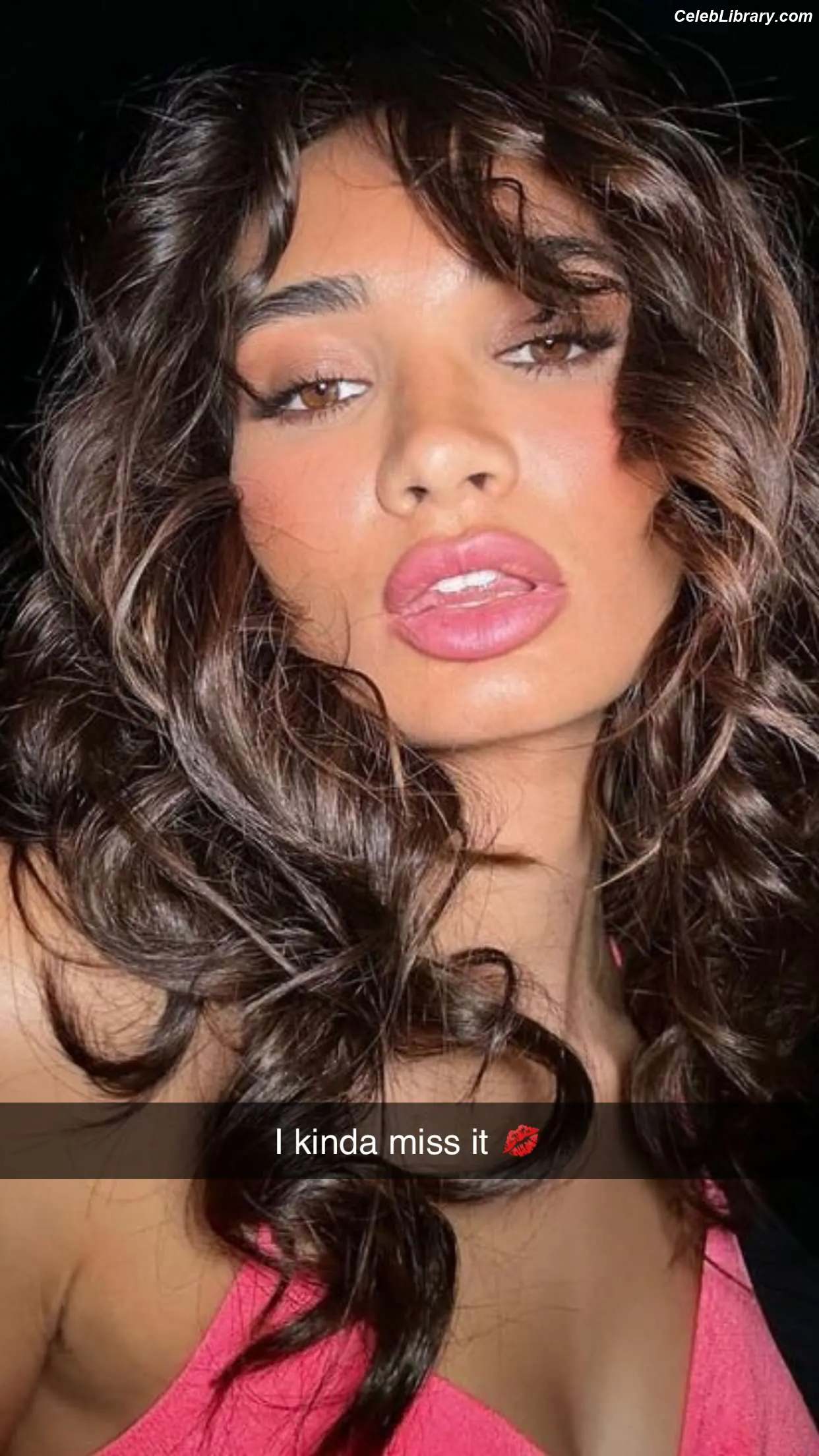 Pia Mia Perez photo 2 of 188