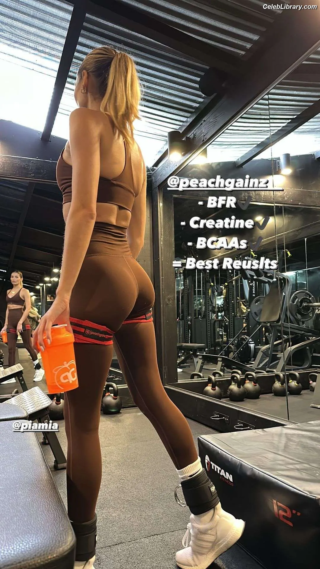 Pia Mia Perez photo 10 of 188