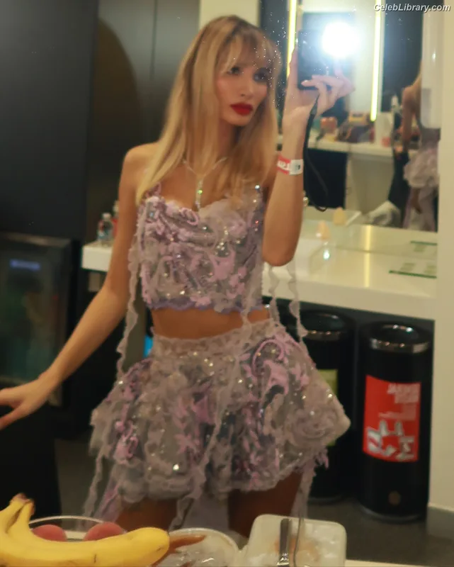 Pia Mia Perez photo 7 of 189