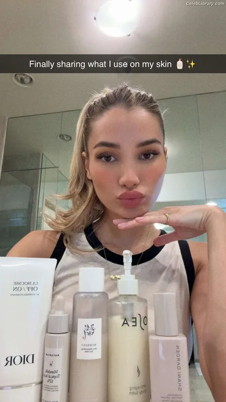 Pia Mia Perez photo 12 of 189