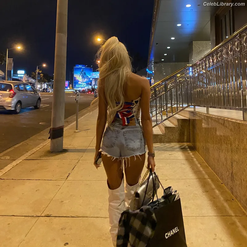 Pia Mia Perez photo 20 of 189
