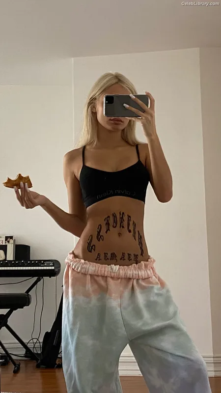 Pia Mia Perez photo 24 of 189