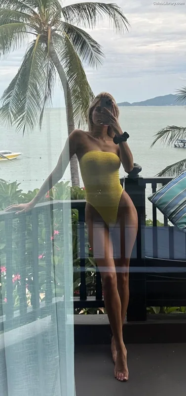 Pia Mia Perez photo 18 of 189