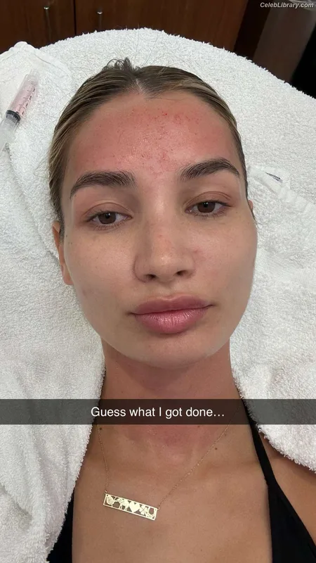 Pia Mia Perez photo 16 of 189