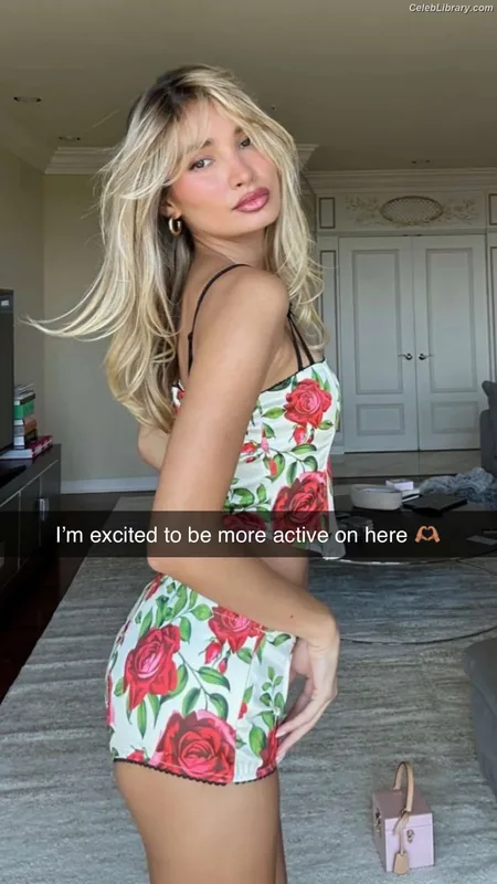 Pia Mia Perez photo 22 of 189
