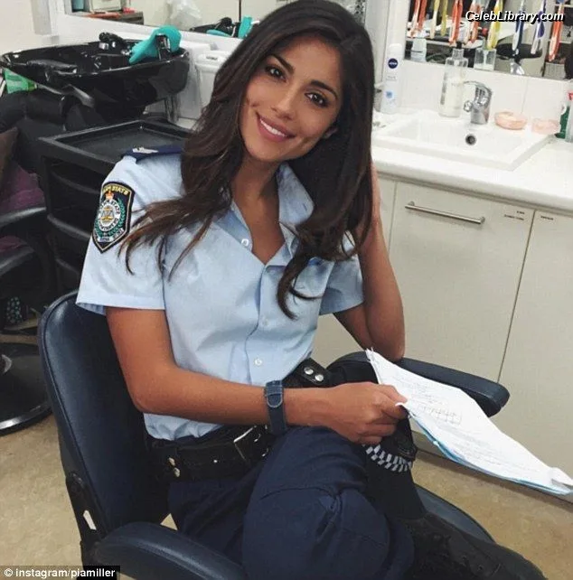 Pia Miller photo 9 of 22
