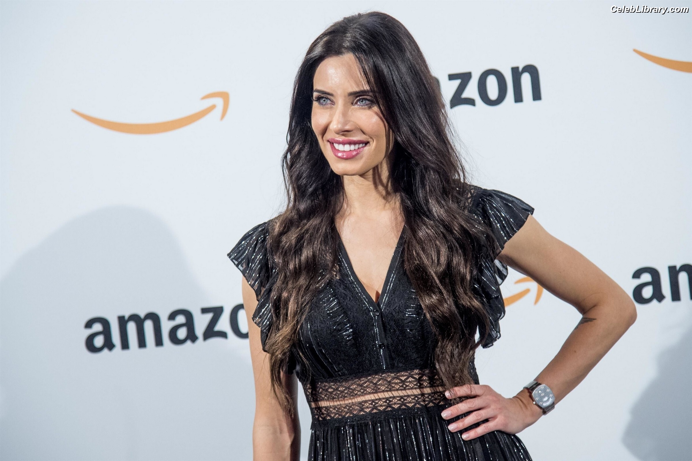 Pilar Rubio photo 22 of 79