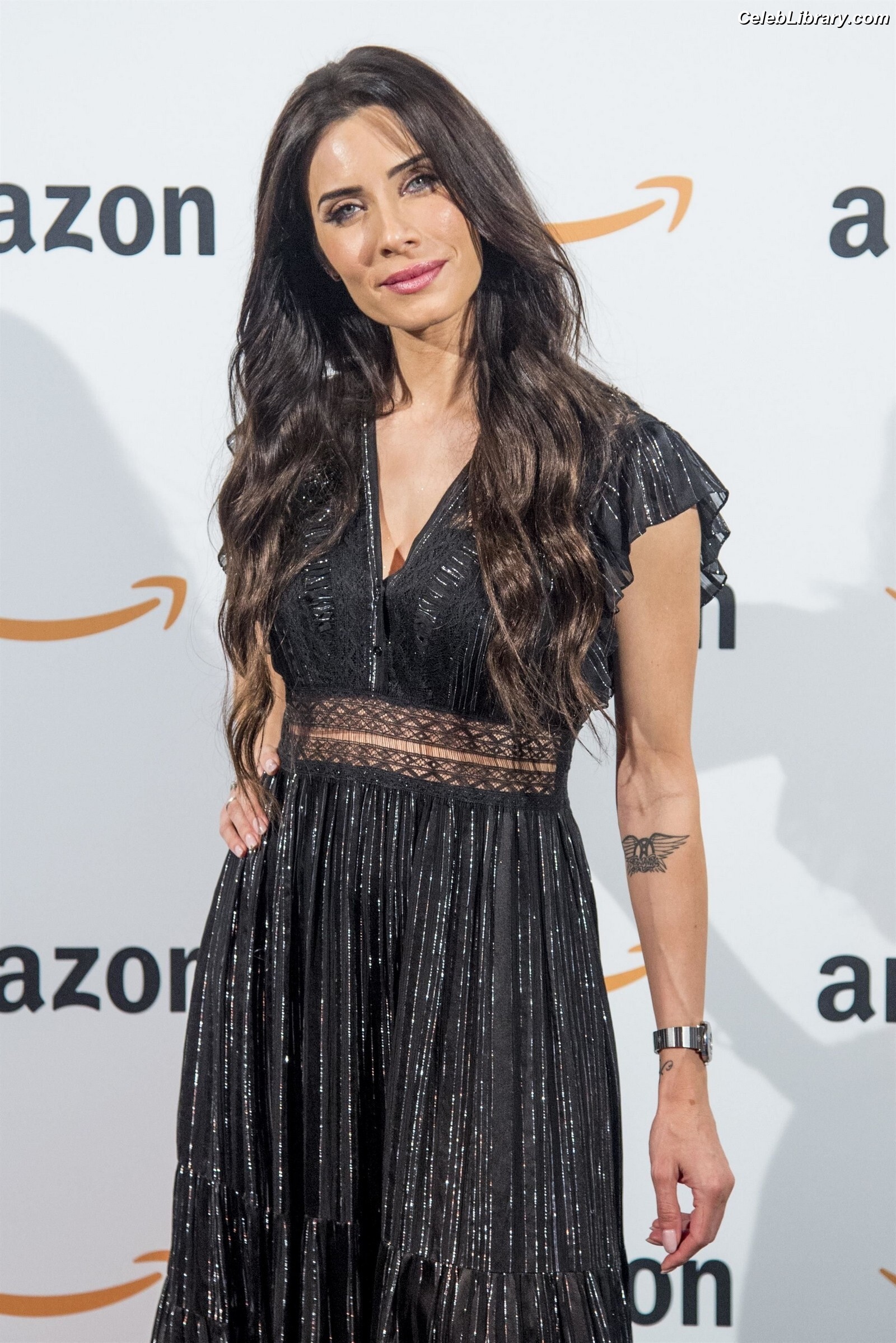 Pilar Rubio photo 24 of 79