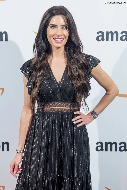 Pilar Rubio photo 2 of 79