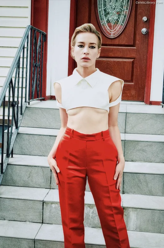Piper Perabo photo 19 of 35