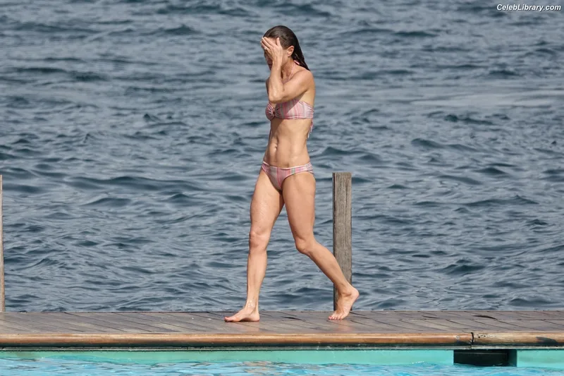 Pippa Middleton photo 11 of 20