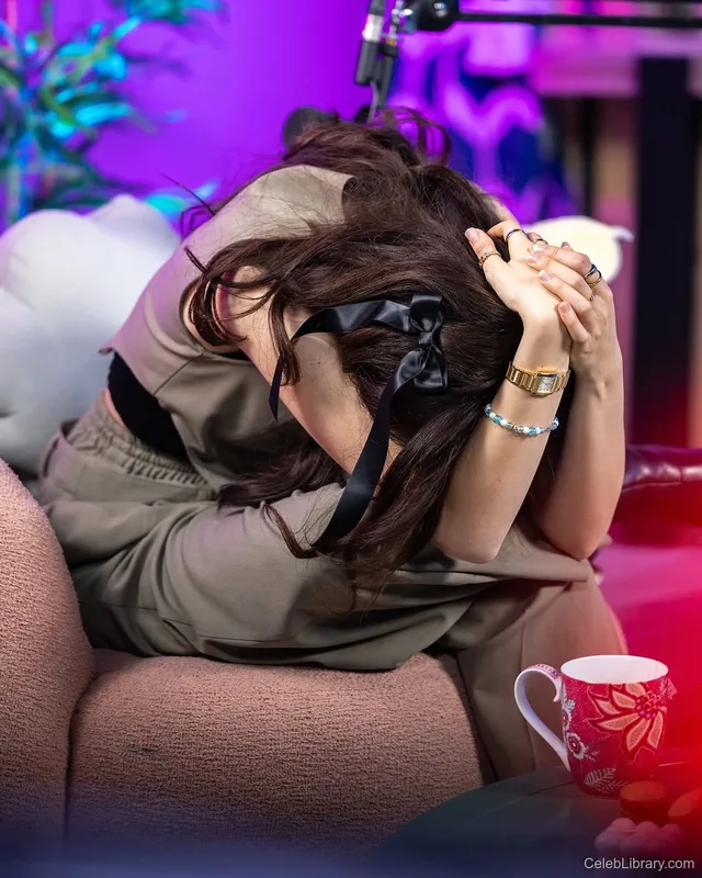 Pokimane photo 5 of 3752