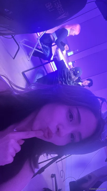 Pokimane photo 11 of 3752