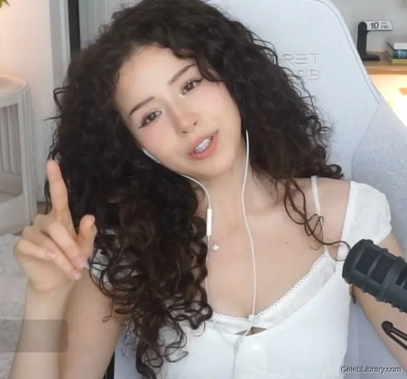 Pokimane photo 8 of 3752