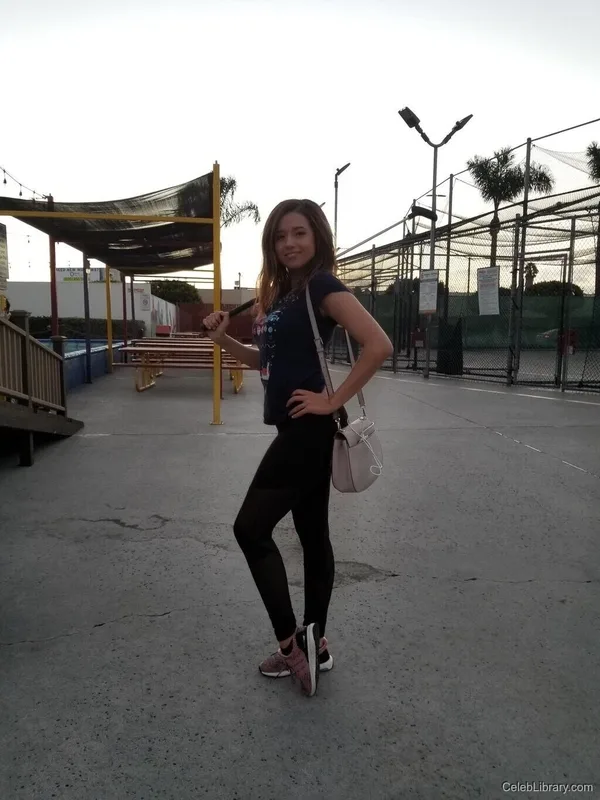 Pokimane photo 15 of 3752
