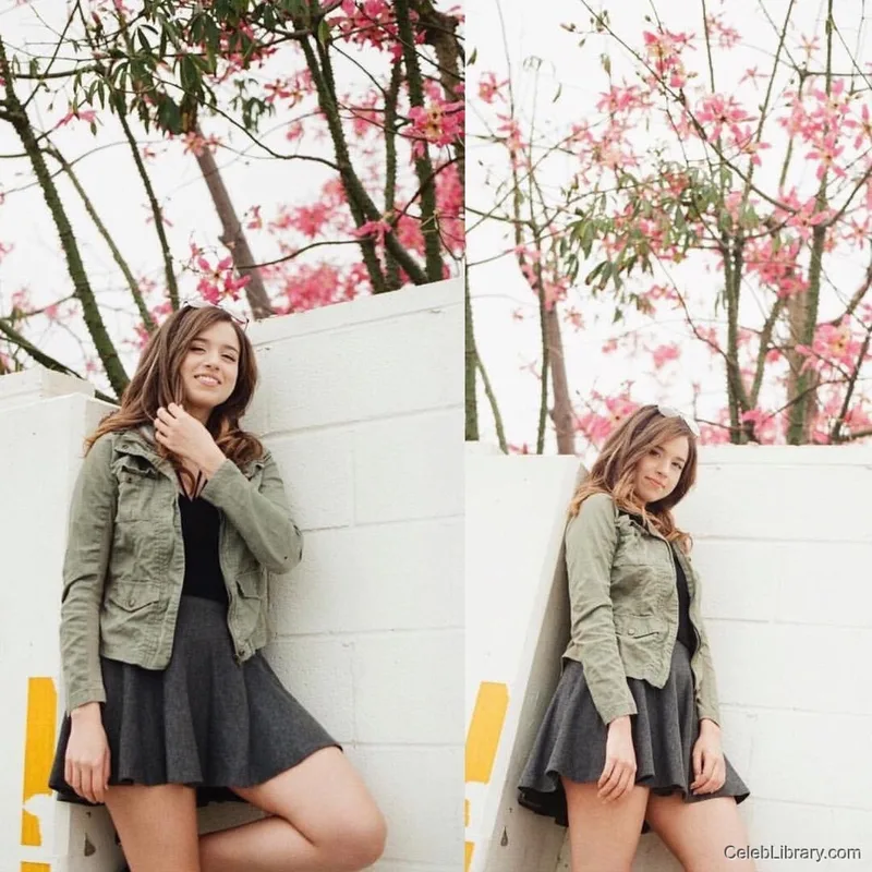 Pokimane photo 4 of 3752