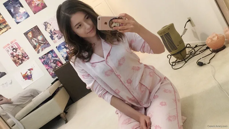 Pokimane photo 14 of 3752