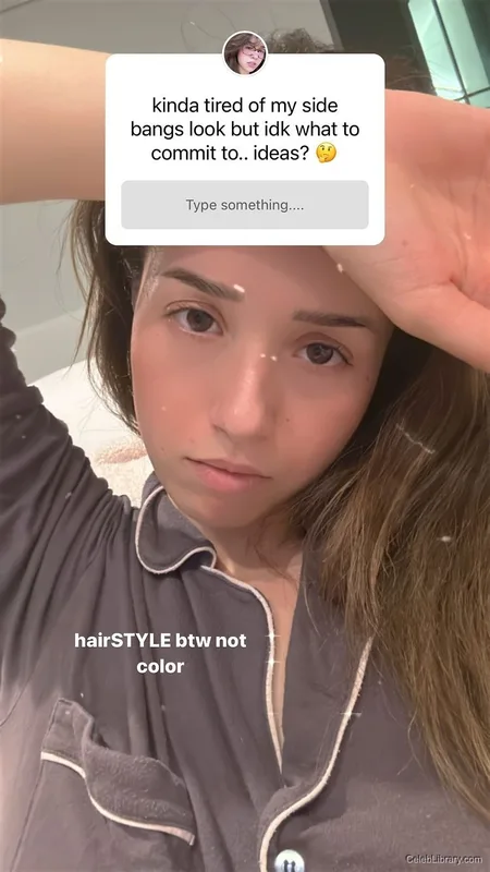 Pokimane photo 23 of 3752