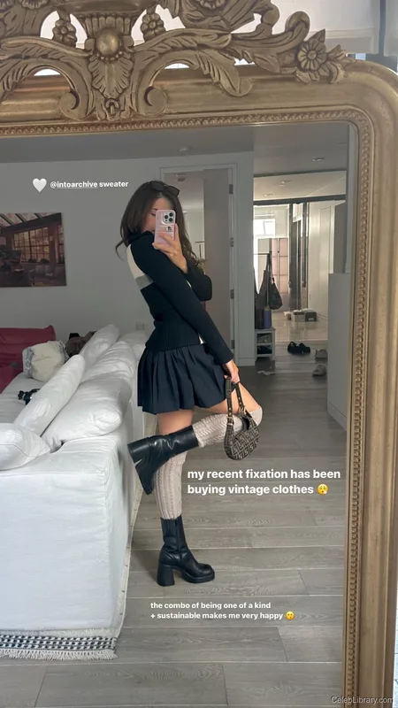 Pokimane photo 8 of 3752
