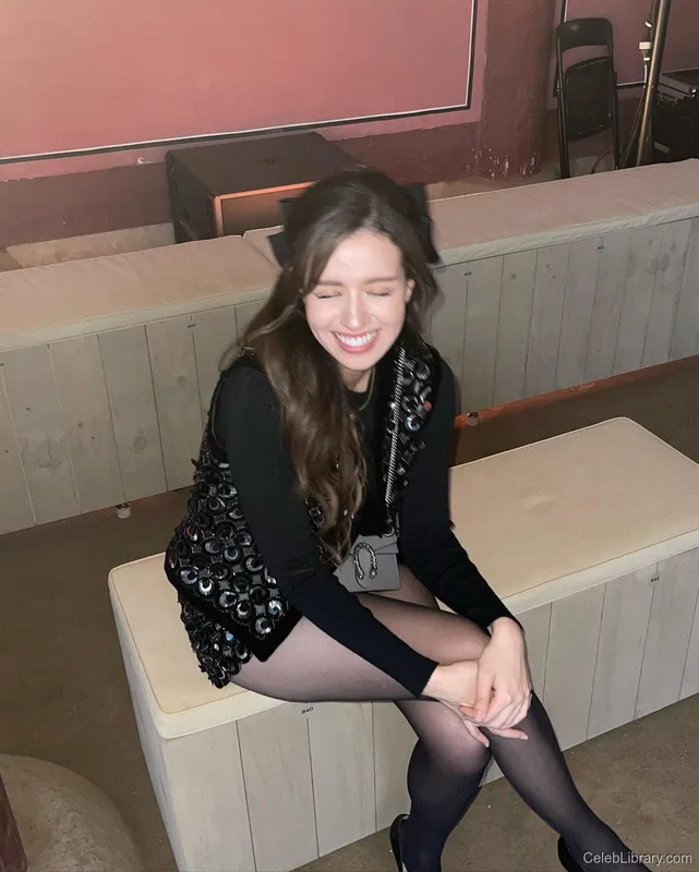 Pokimane photo 24 of 3752