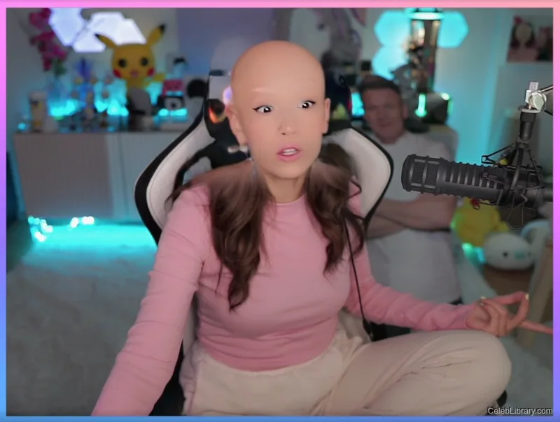 Pokimane photo 19 of 3752