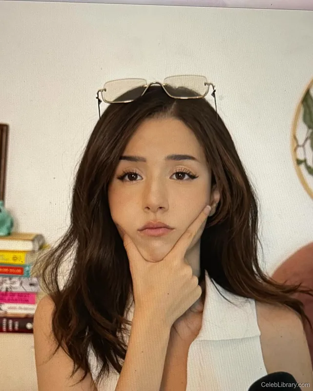 Pokimane photo 4 of 3752