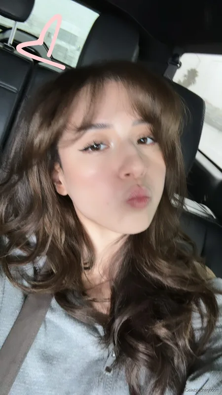 Pokimane photo 12 of 3752