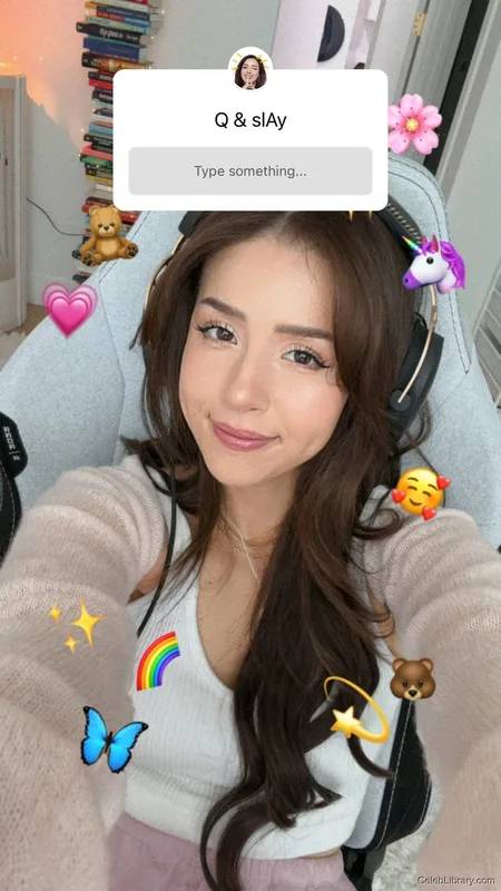 Pokimane photo 14 of 3752