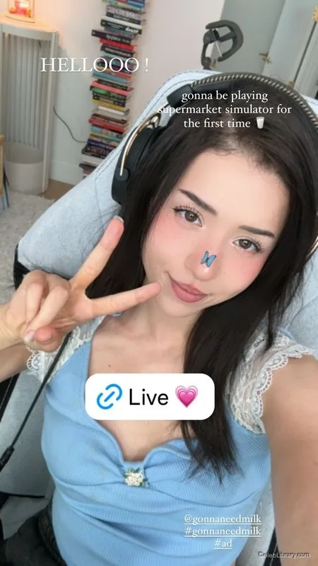 Pokimane photo 23 of 3752