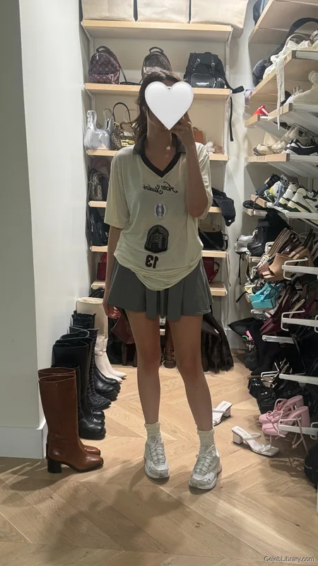 Pokimane photo 8 of 3752
