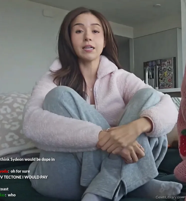 Pokimane photo 23 of 3752